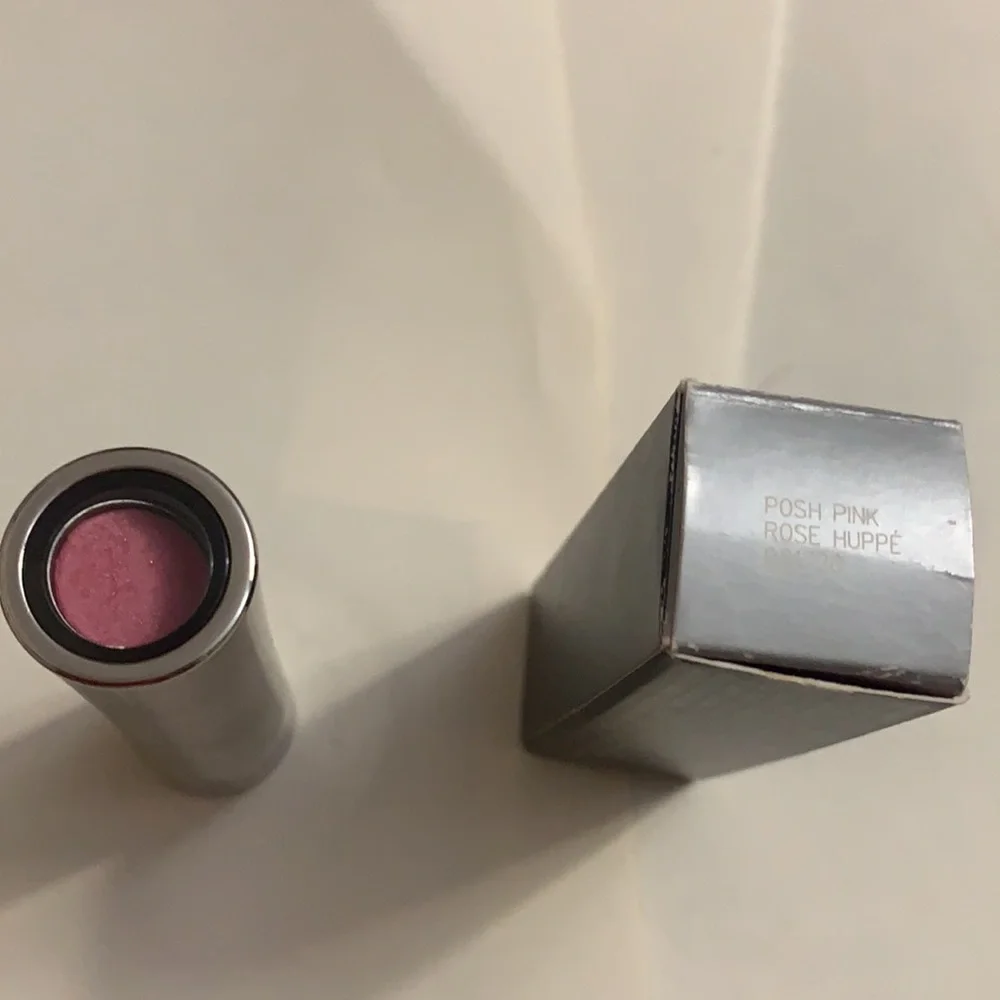 NEW MARY KAY POSH PINK LIPSTICK #5M13. TRUE DIMENSIONS SHEER LIPSTICK New in box
